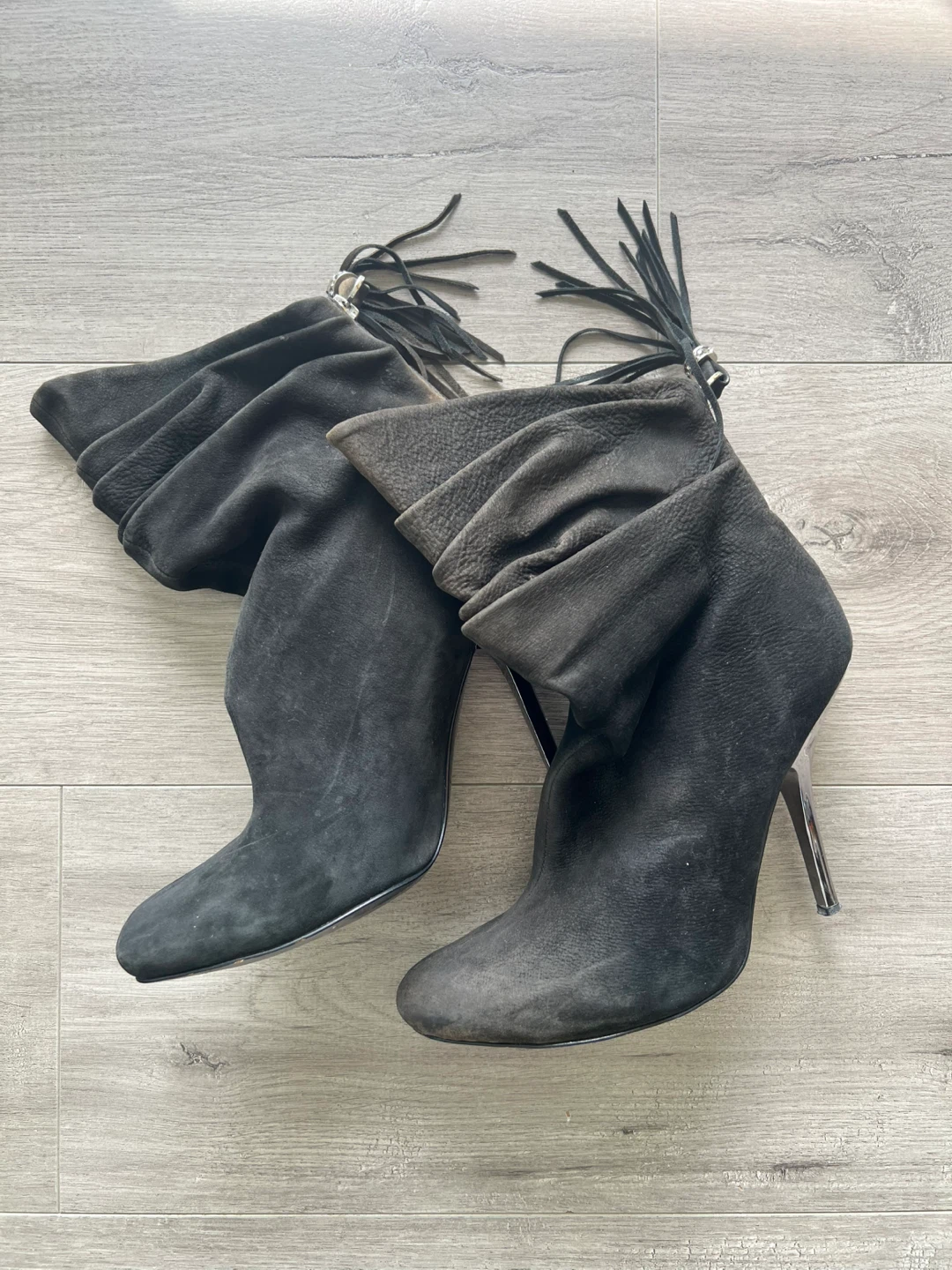 Black Suede Heeled Boots 9 🏈