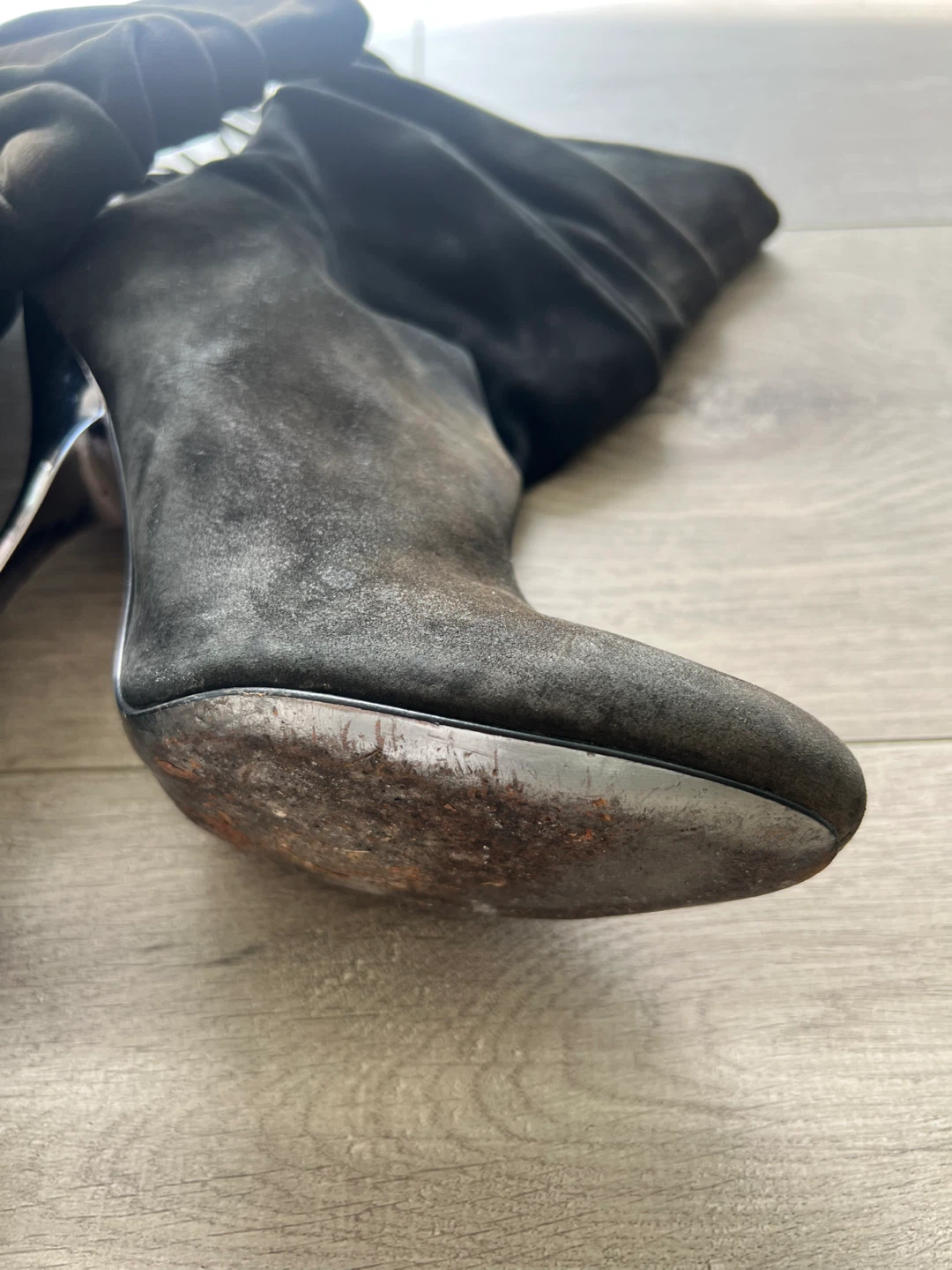 Black Suede Heeled Boots 9 🏈 - photo 5