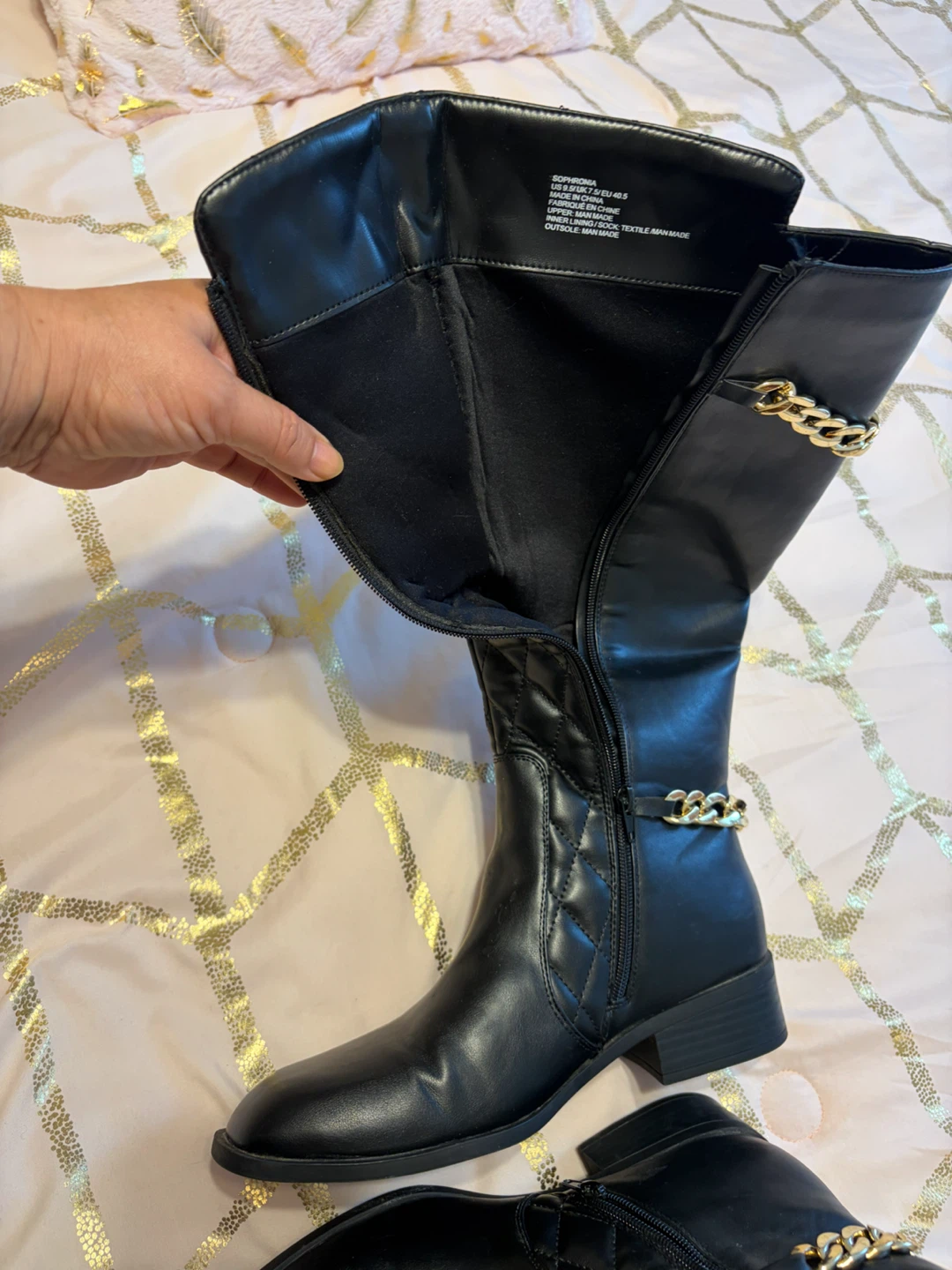 Sophroma Black Quilted Boots Size 9.5 - photo 2