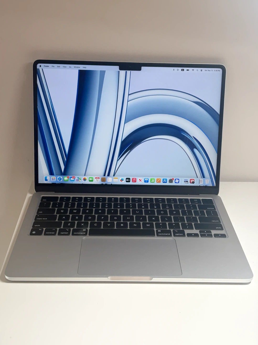 2024 Apple MacBook Air 13-inch M3