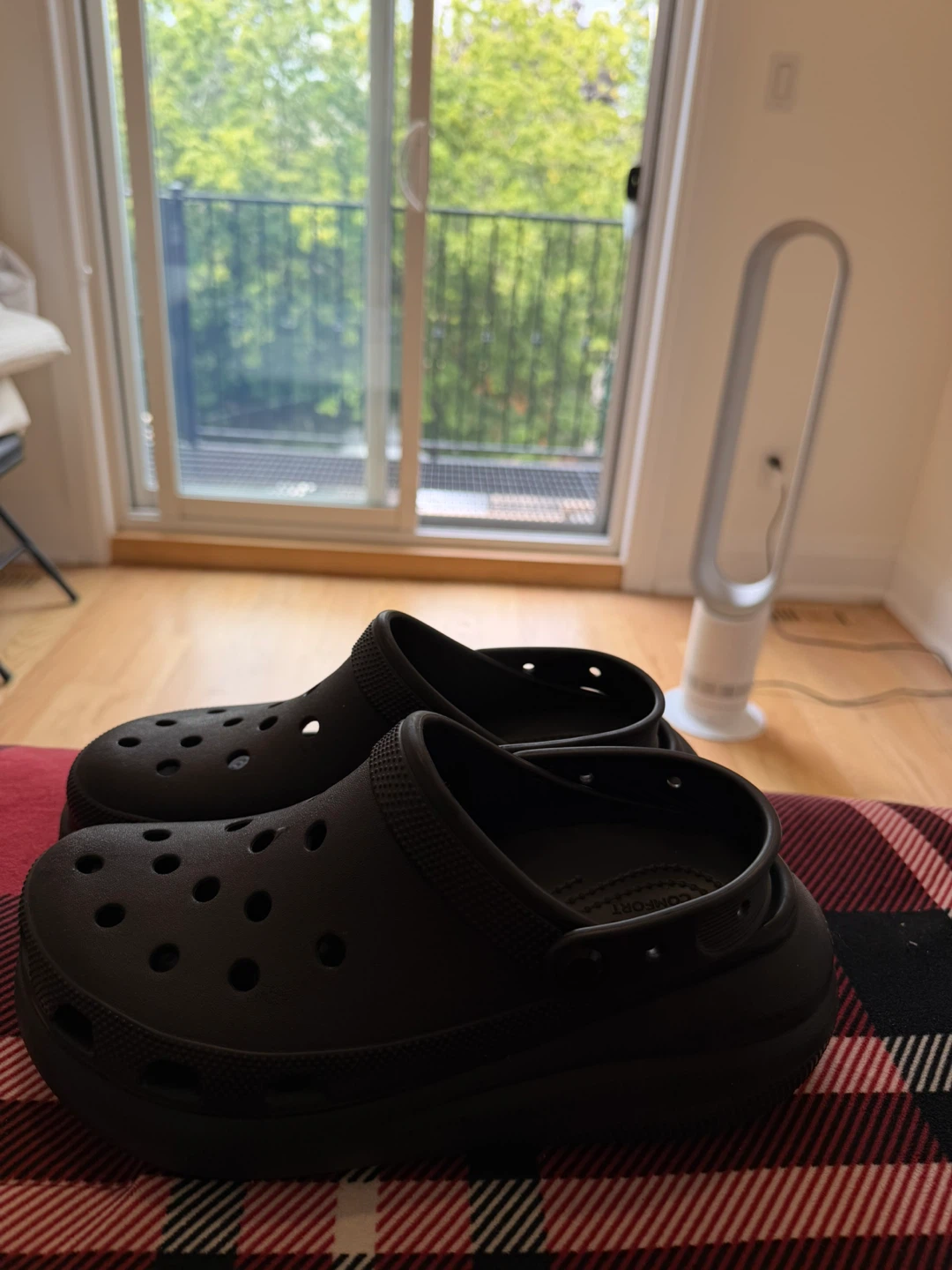 Black Crocs Platform Clogs - photo 2