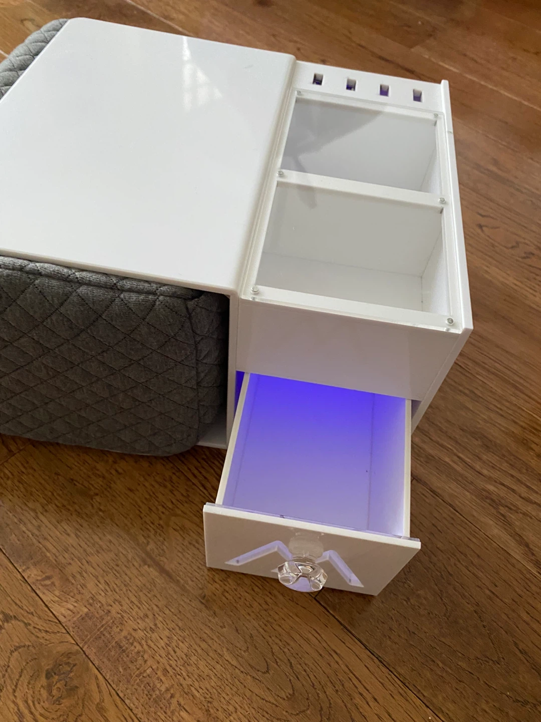Lash Pillow with Storage - photo 3