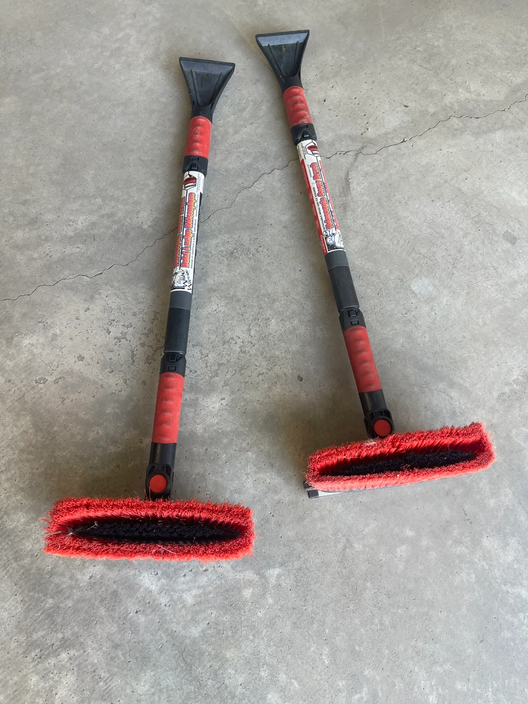 Two Telescopic Snow Brushes with Ice Scrapers - photo 2