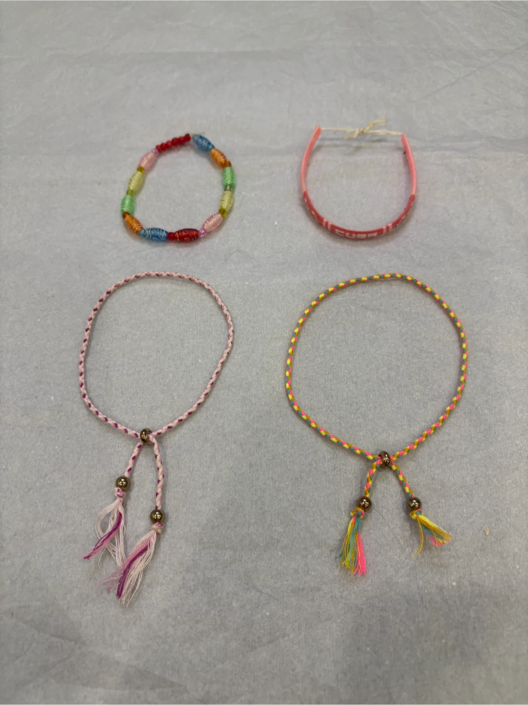 Set of 4 colourful bracelets