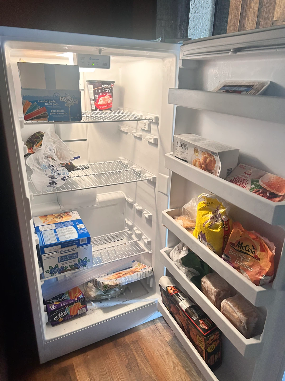 Amana Upright Freezer - photo 2