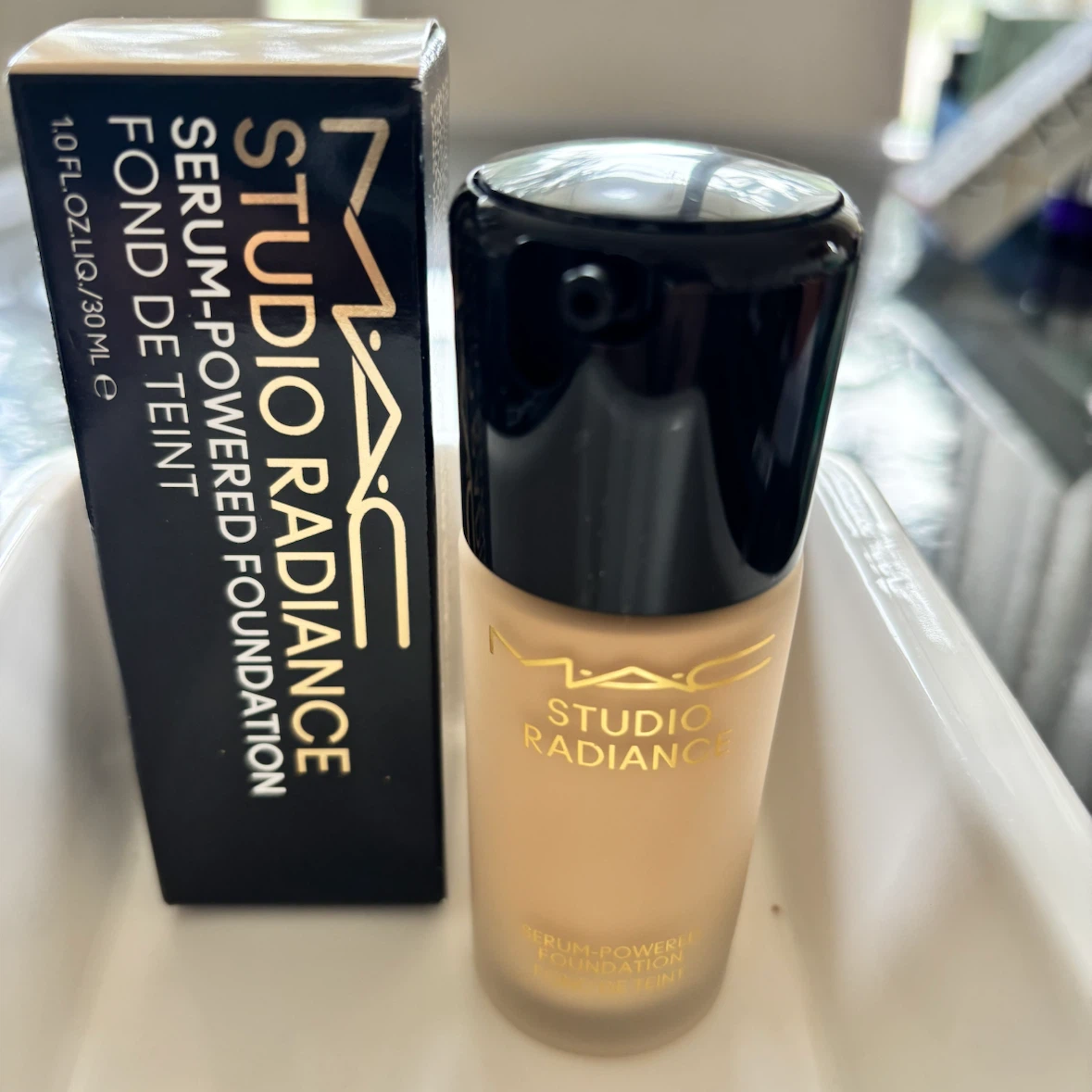 MAC Studio Radiance Serum-Powered Foundation NC11 - photo 3