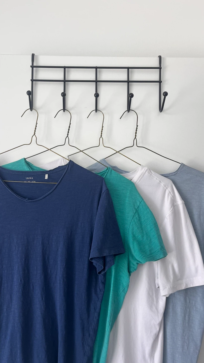 Bundle: 4 Basic Layer Shirts // Size M