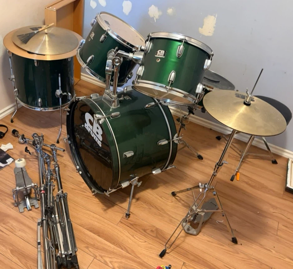 Complete SP series CB Drums drum kit.