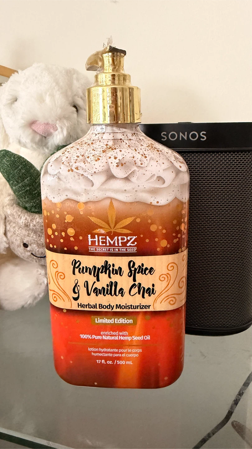 🏈 Hempz Pumpkin Spice & Vanilla Chai Body Moisturizer