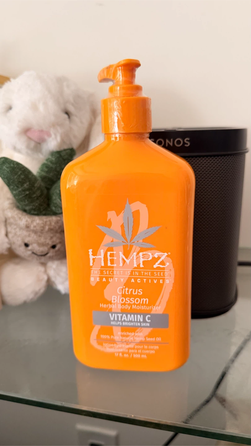 🏈 Hempz Citrus Blossom Herbal Body Moisturizer