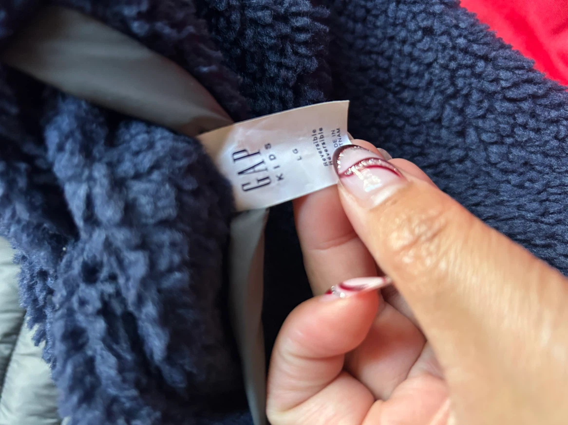 Gap Kids Reversible Quilted Vest - photo 3