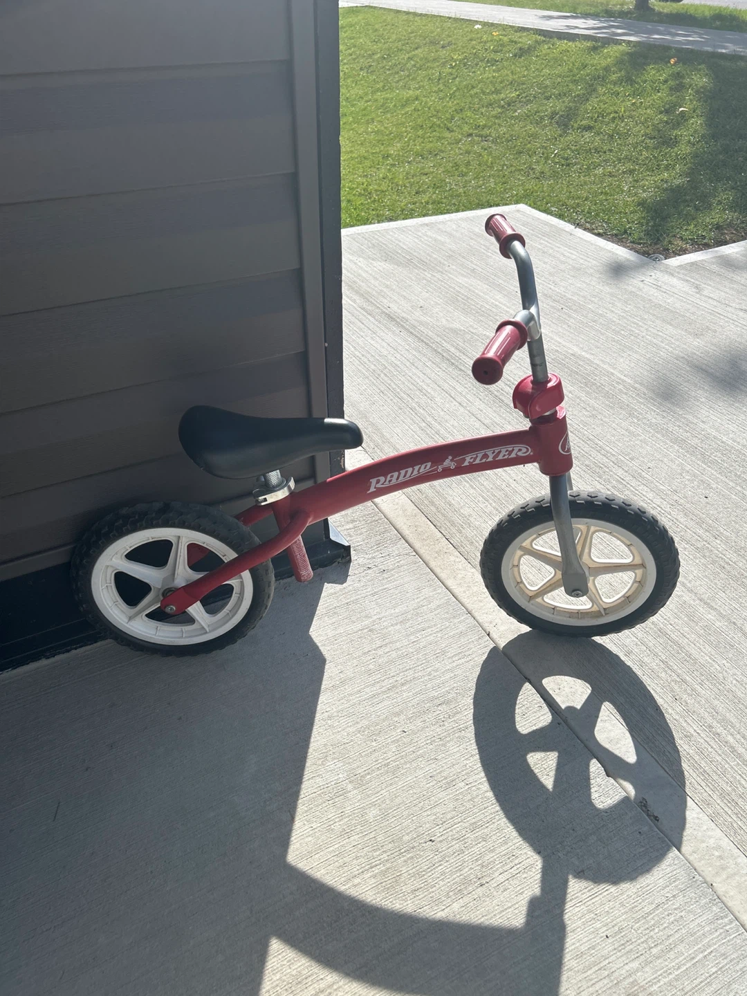 Radio Flyer Balance Bike