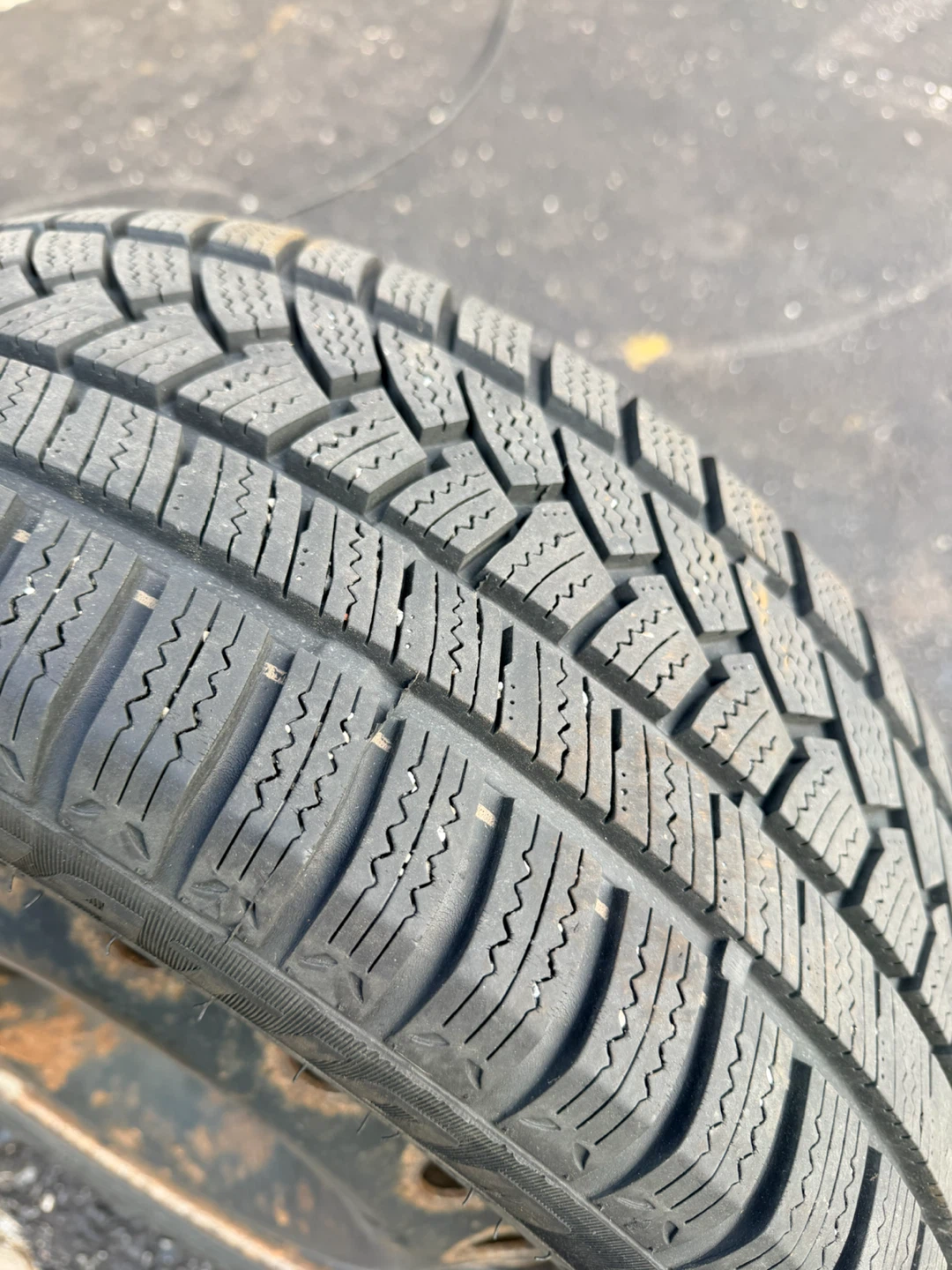 Ovation 215/50R17 Winter Tire - photo 3