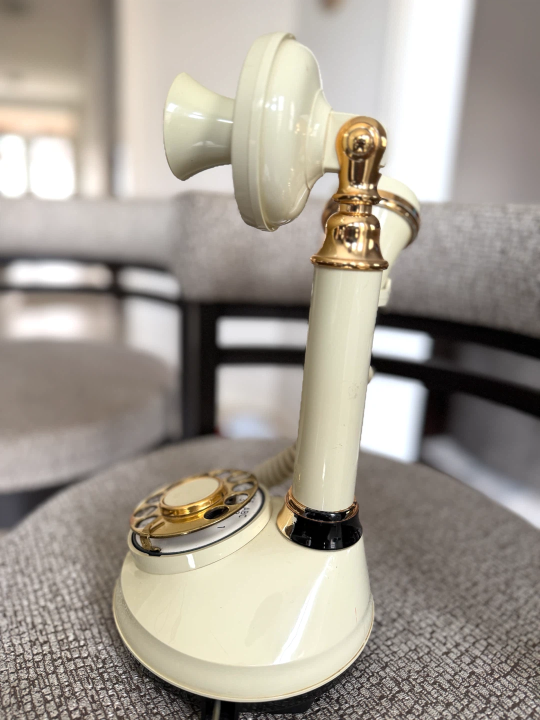 Vintage-Style Cream (1970s) and Gold Candlestick Telephone - photo 5