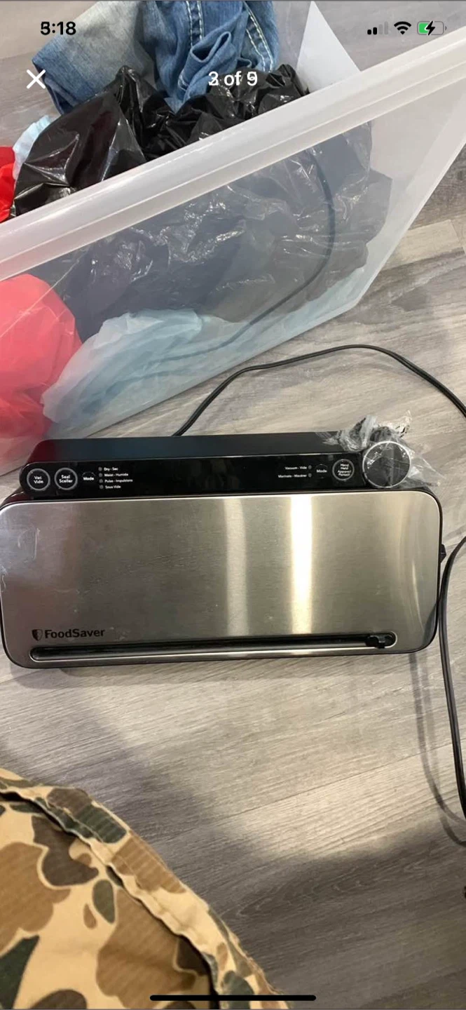 FoodSaver Vacuum Sealer and Toastmaster Electric Skillet