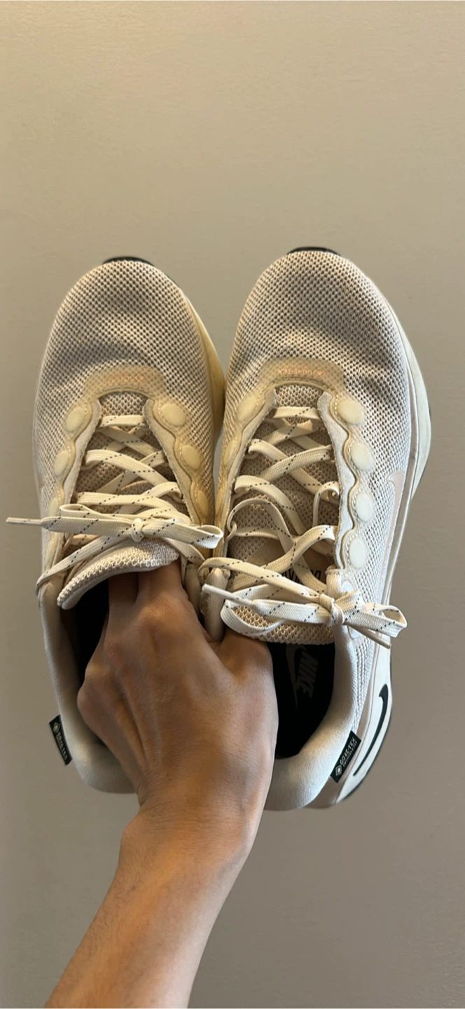Nike Gore-Tex Sneakers Size 7