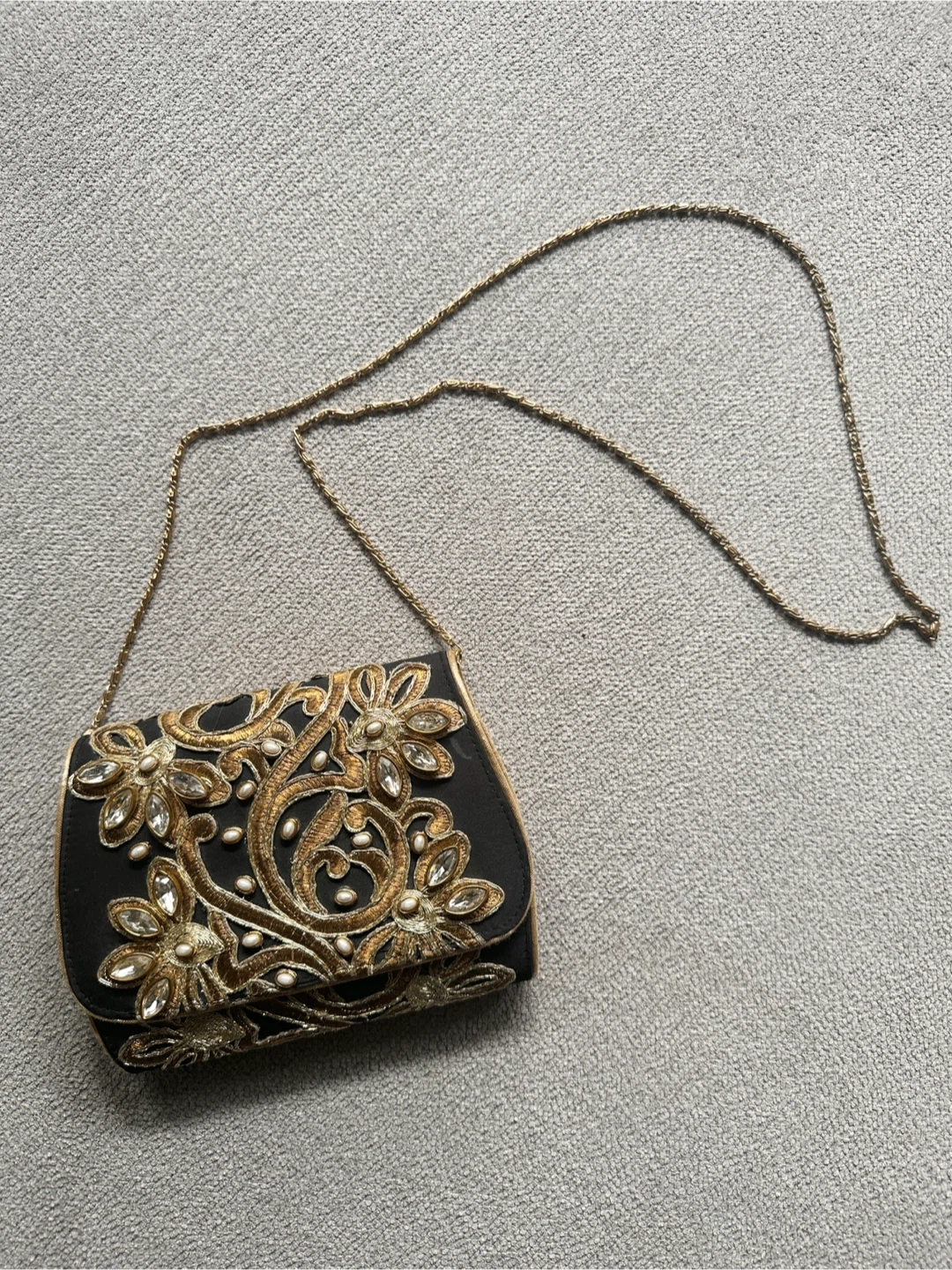 Black and gold embroidered clutch - photo 2