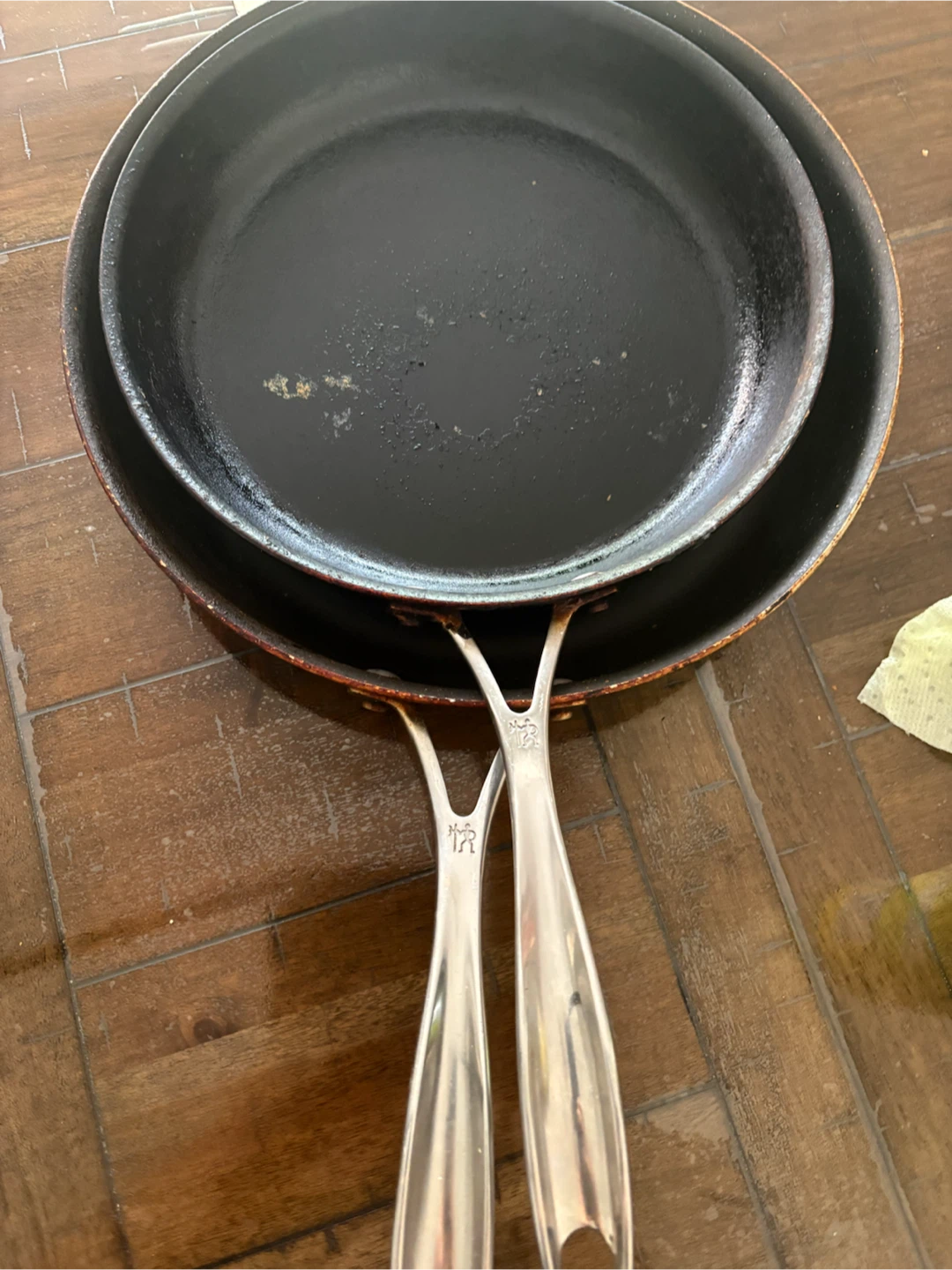 Two Zwilling J.A. Henckels Non-Stick Pans - photo 4