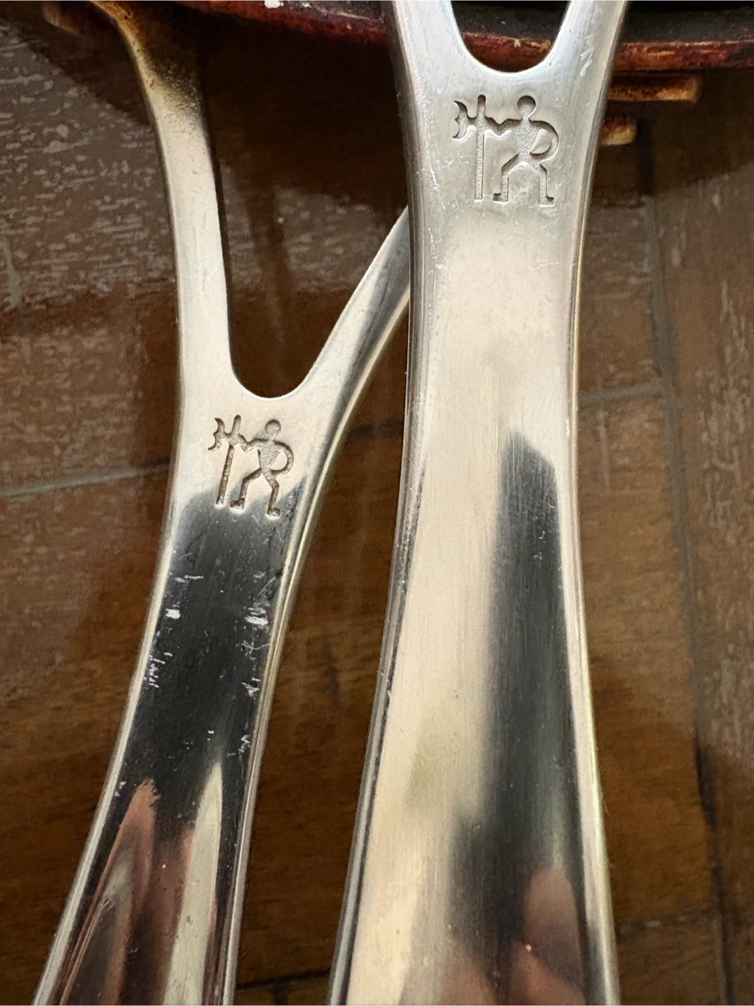 Two Zwilling J.A. Henckels Non-Stick Pans - photo 5