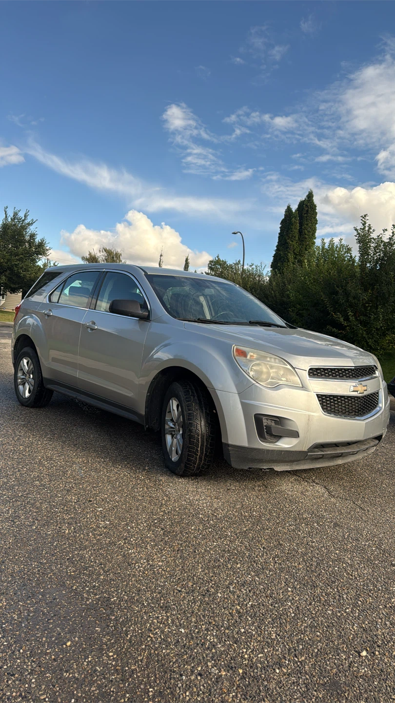 2011 Chevrolet  Equinox SUV - photo 2