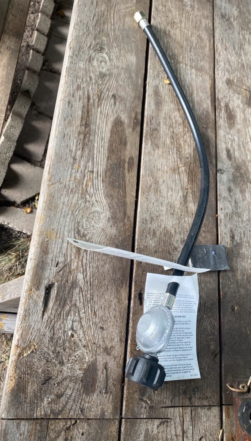 BurnTouch Model 601-B2 Propane Regulator and Hose