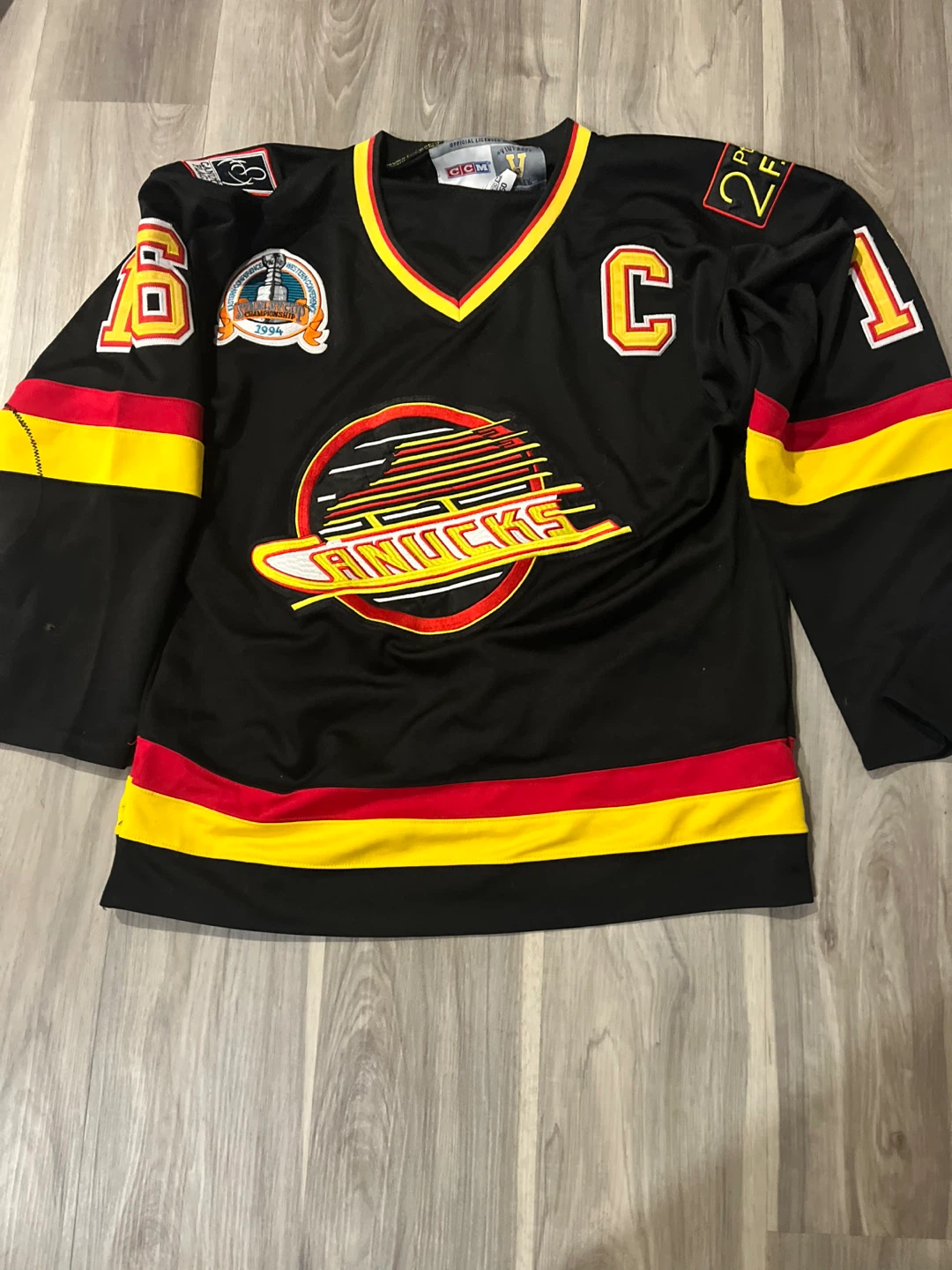 CCM Vancouver Canucks 1994 Stanley Cup Jersey