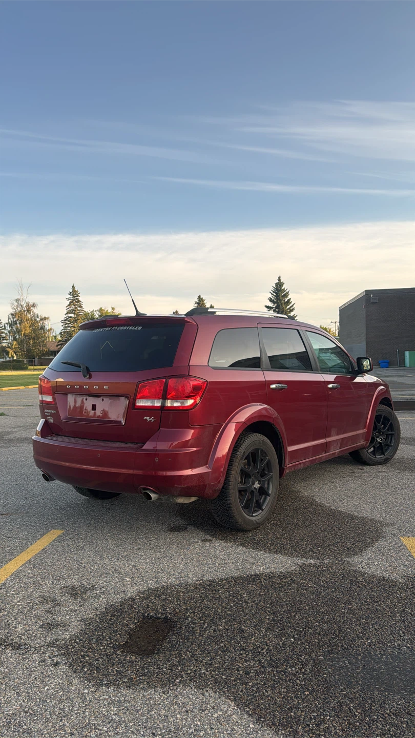 2011 Dodge Journey R/T - photo 3