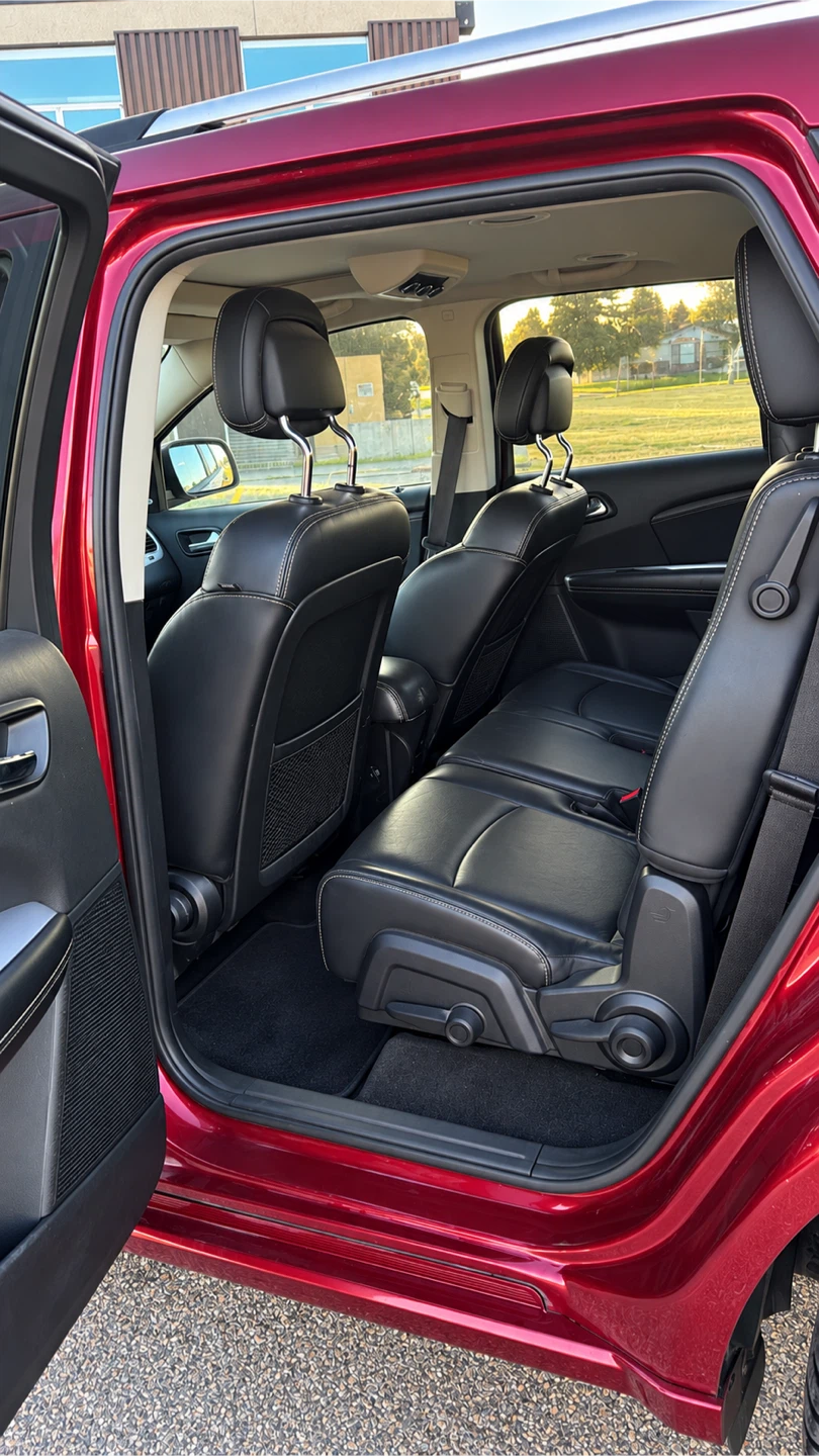 2011 Dodge Journey R/T - photo 5