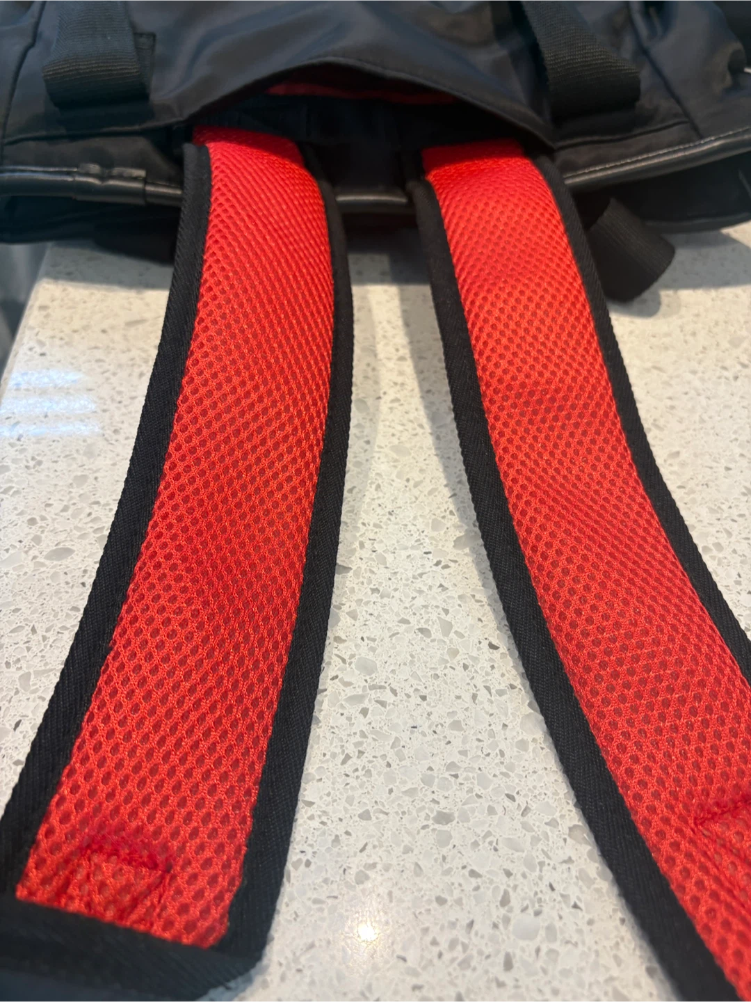 Bench Black and red bag - photo 3