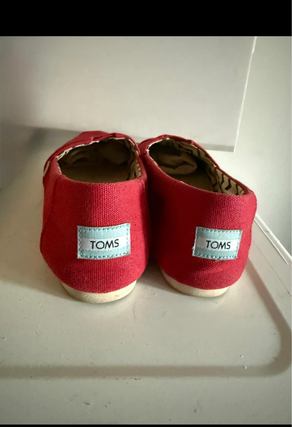 TOMS Red Canvas Flats 🏈 - photo 3