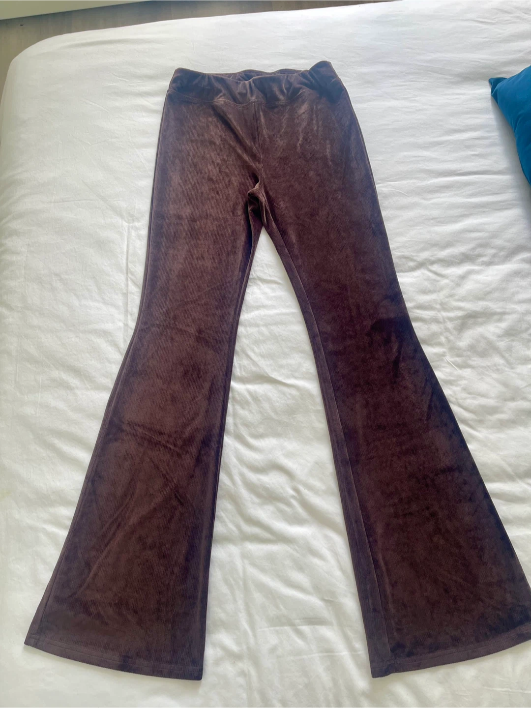 🏈Brown Velour Stretchy Flares