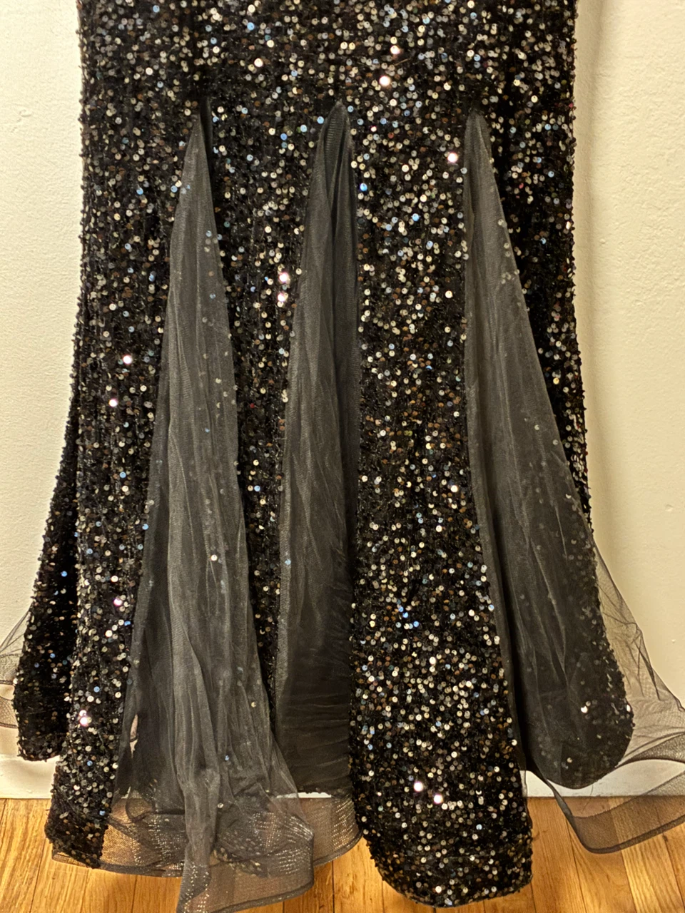 Black Sequin Evening Gown - photo 4