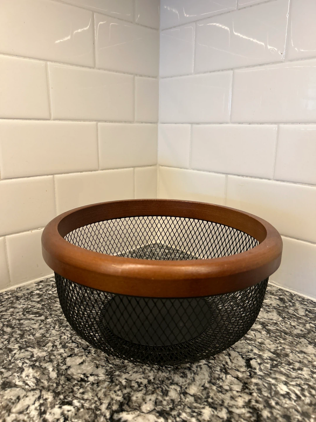 Black Mesh Fruit Bowl with Wooden Rim