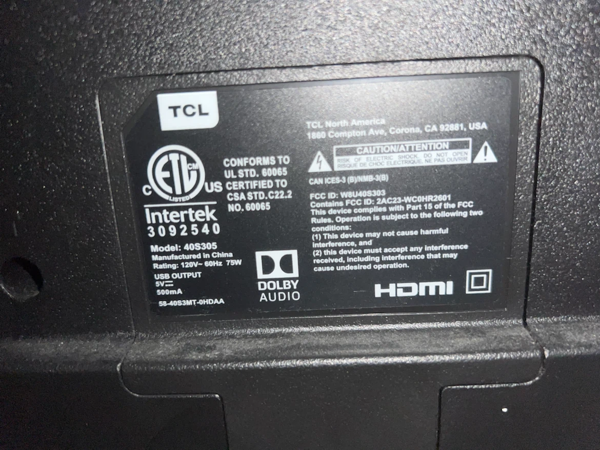 TCL 40-inch Roku Smart TV Model 40S305 - photo 3