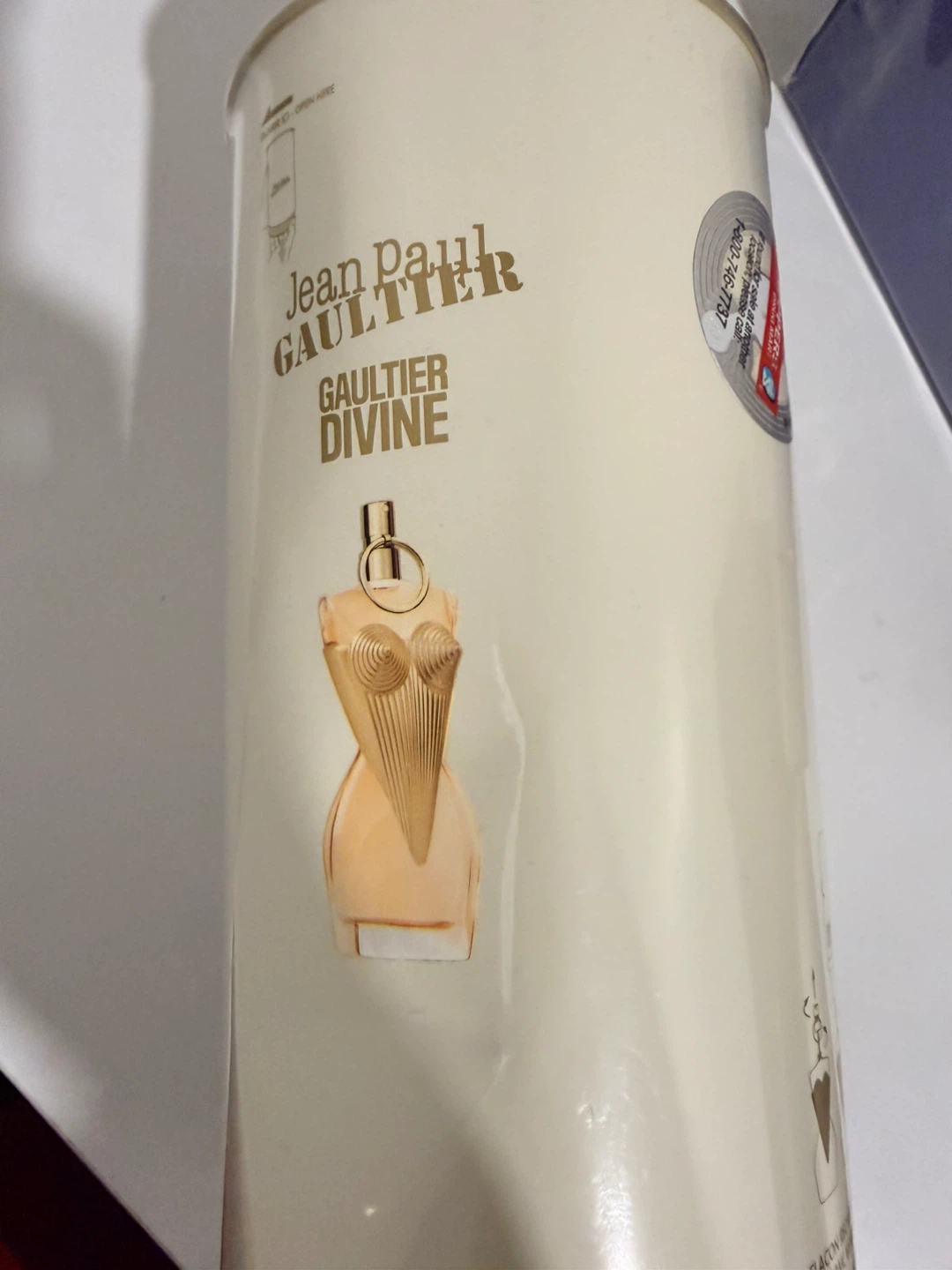 Sealed authentic perfumes from Shoppers - photo 5