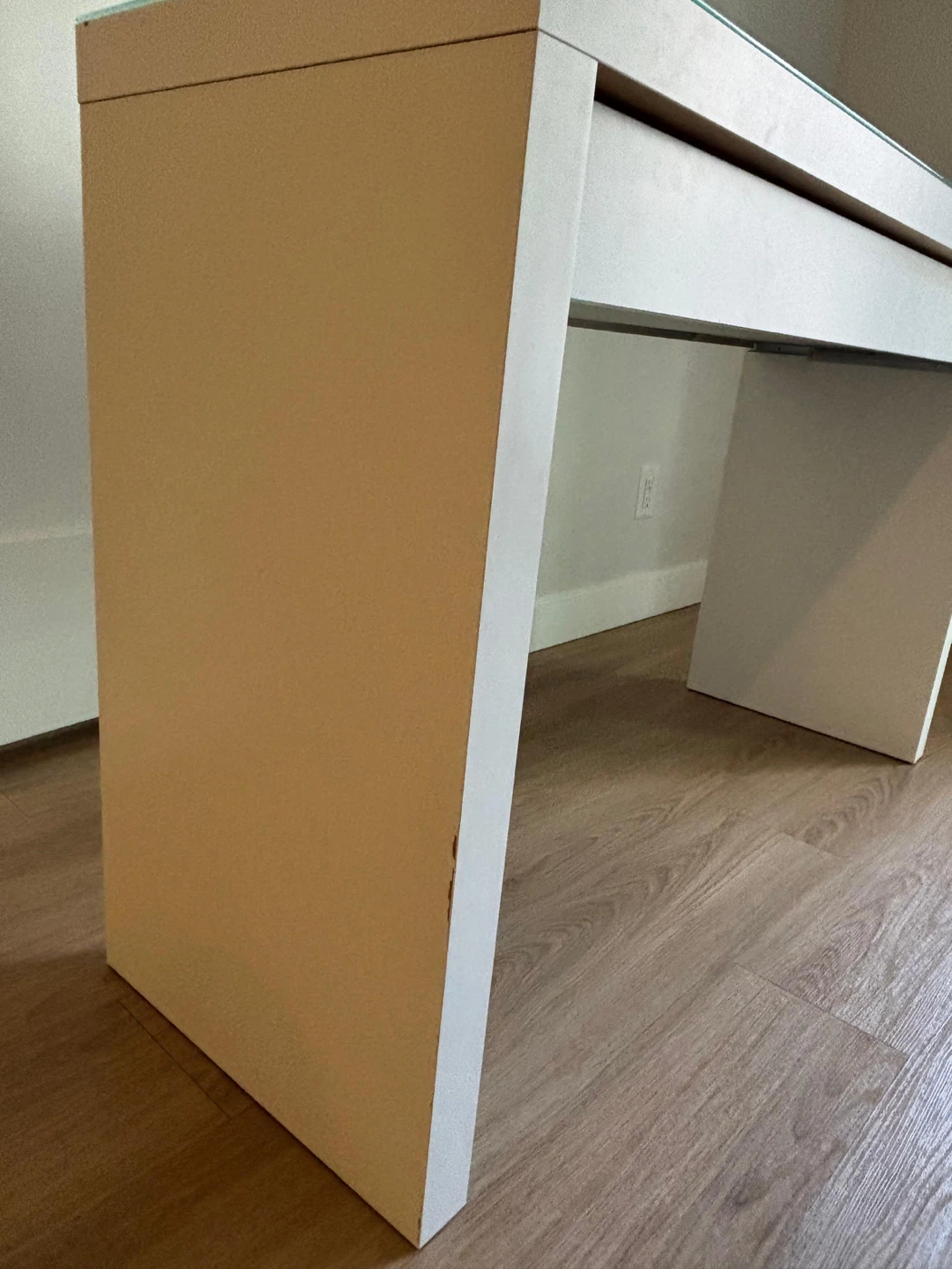 White desk with glass top - photo 5
