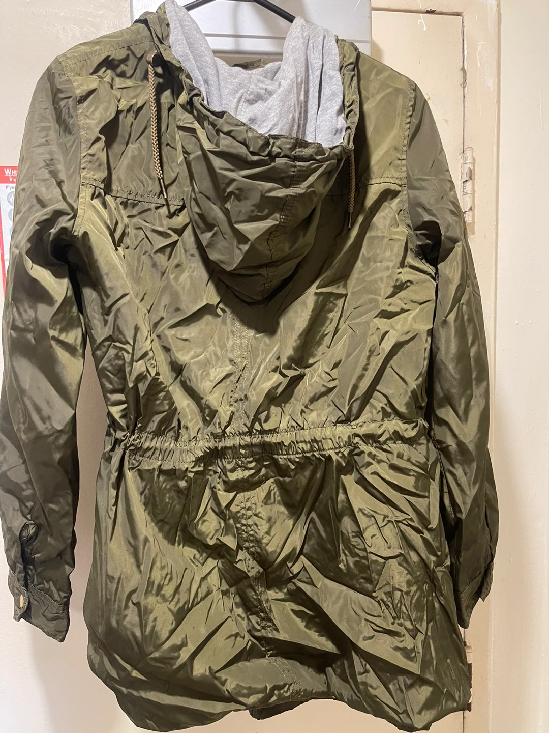 Olive green jacket with hood - photo 2