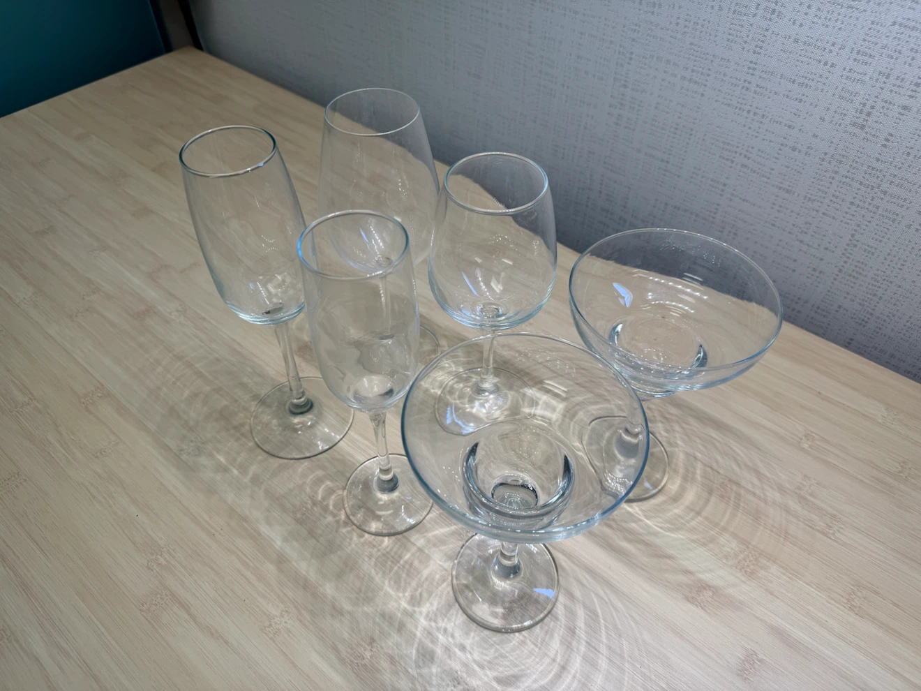 Assorted Set of 6 Glassware