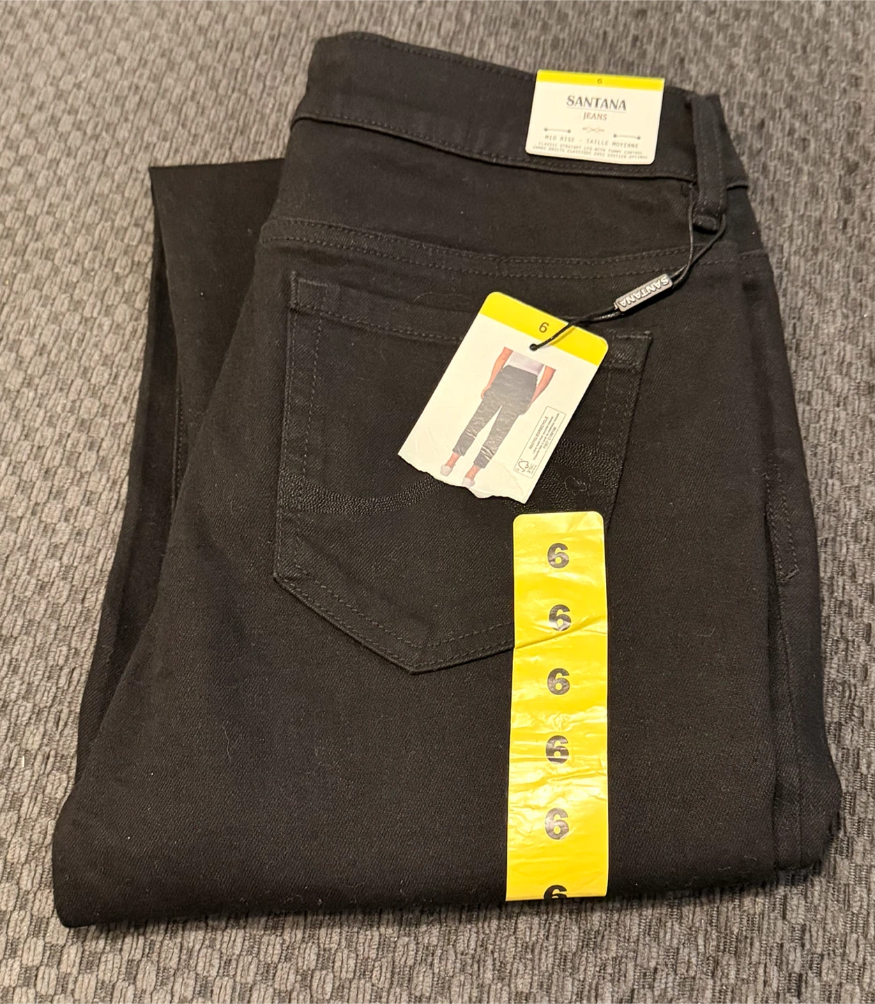 🏈 Santana Jeans Black Mid Rise Straight Leg Size 6
