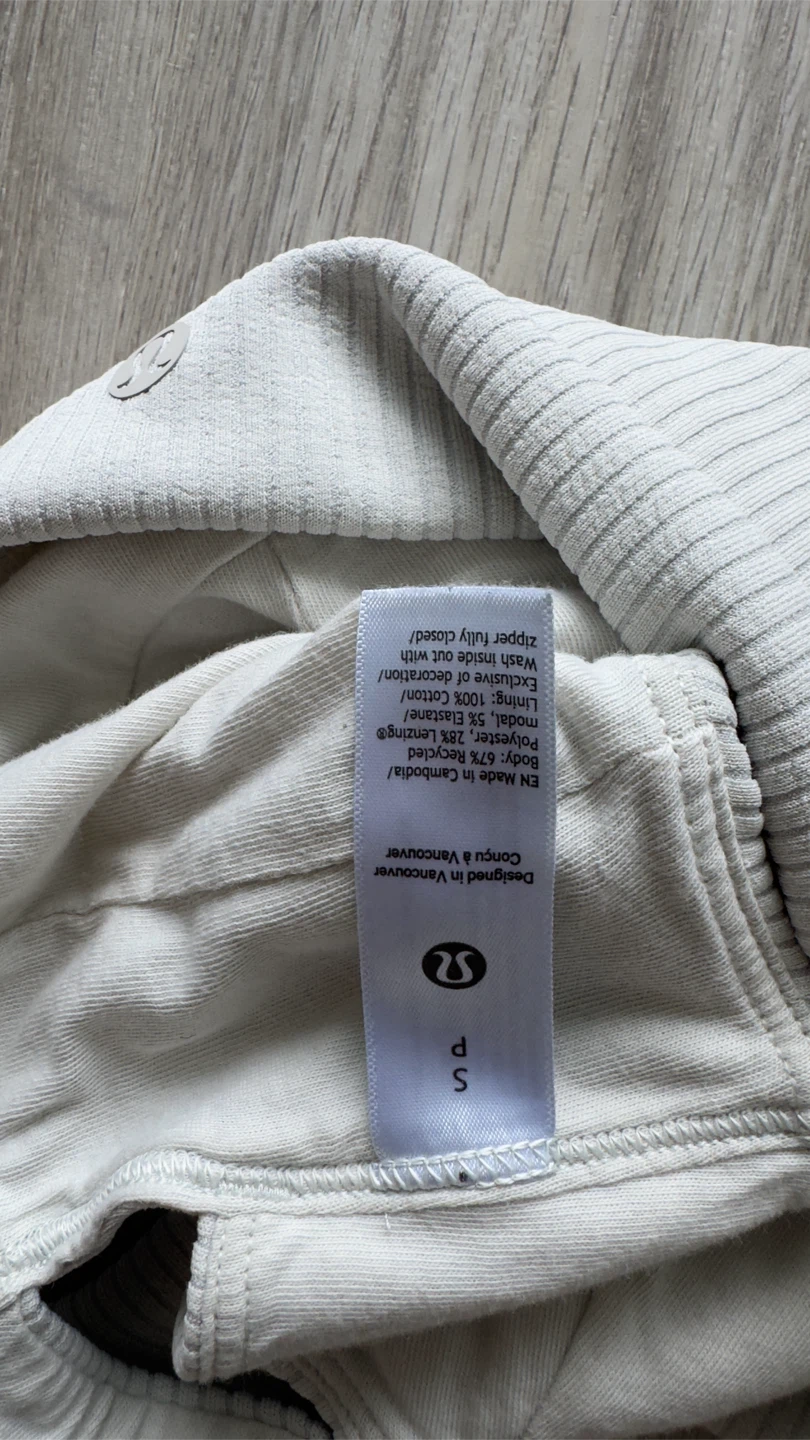 Lululemon Ribbed Mock Neck Crop Top - photo 3