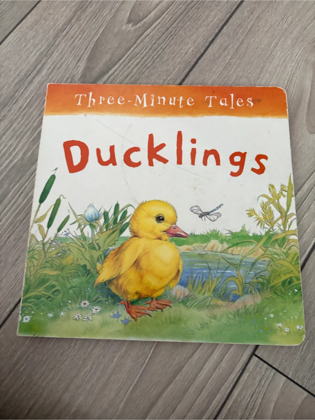 Three-Minute Tales: Ducklings Board Book 🏈