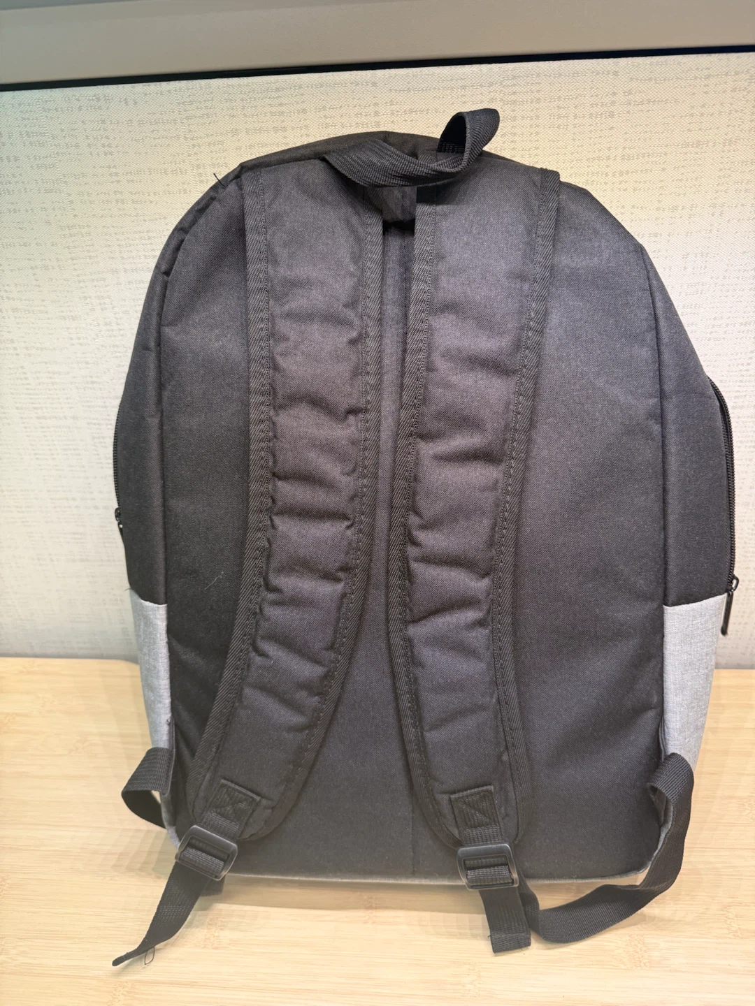 Lenovo Laptop Backpack - photo 2