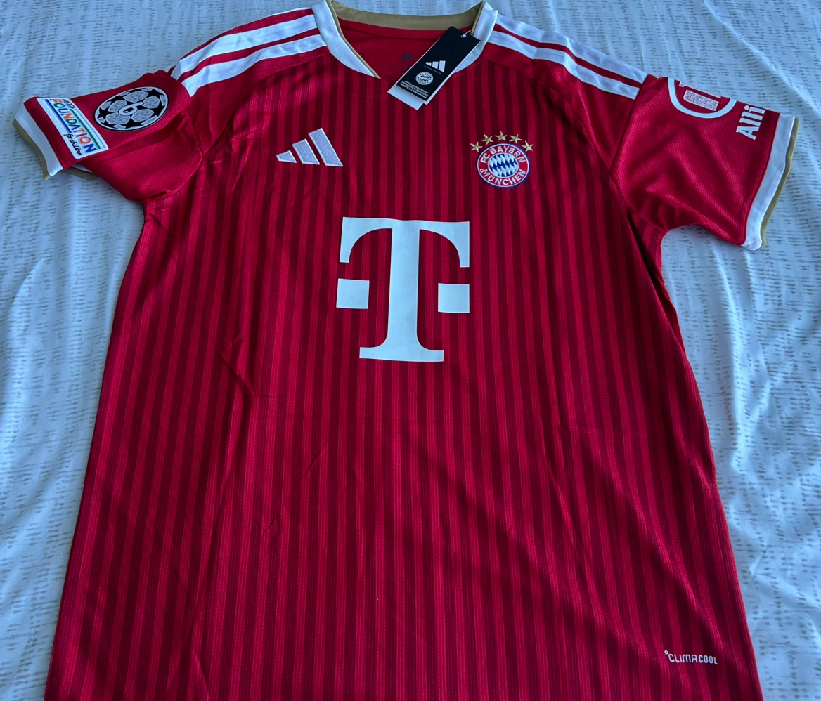 26/27 FC Bayern Munich Olise Jersey (Size L)