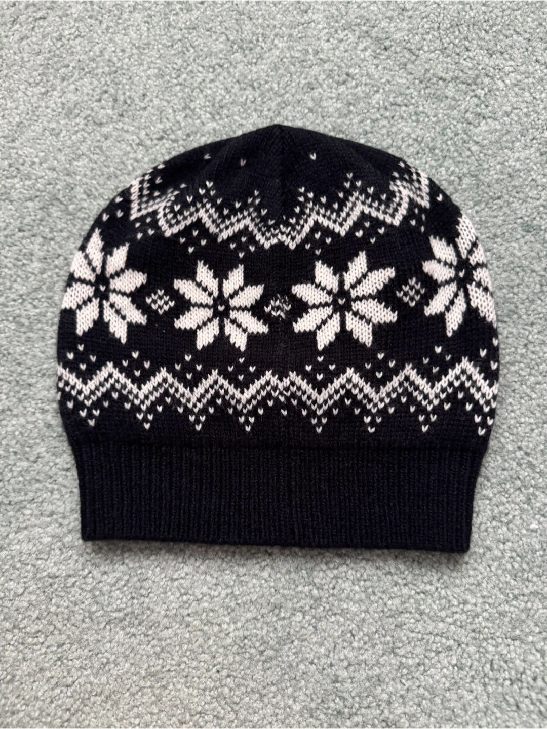 New Hollister Snowflake Beanie - photo 2