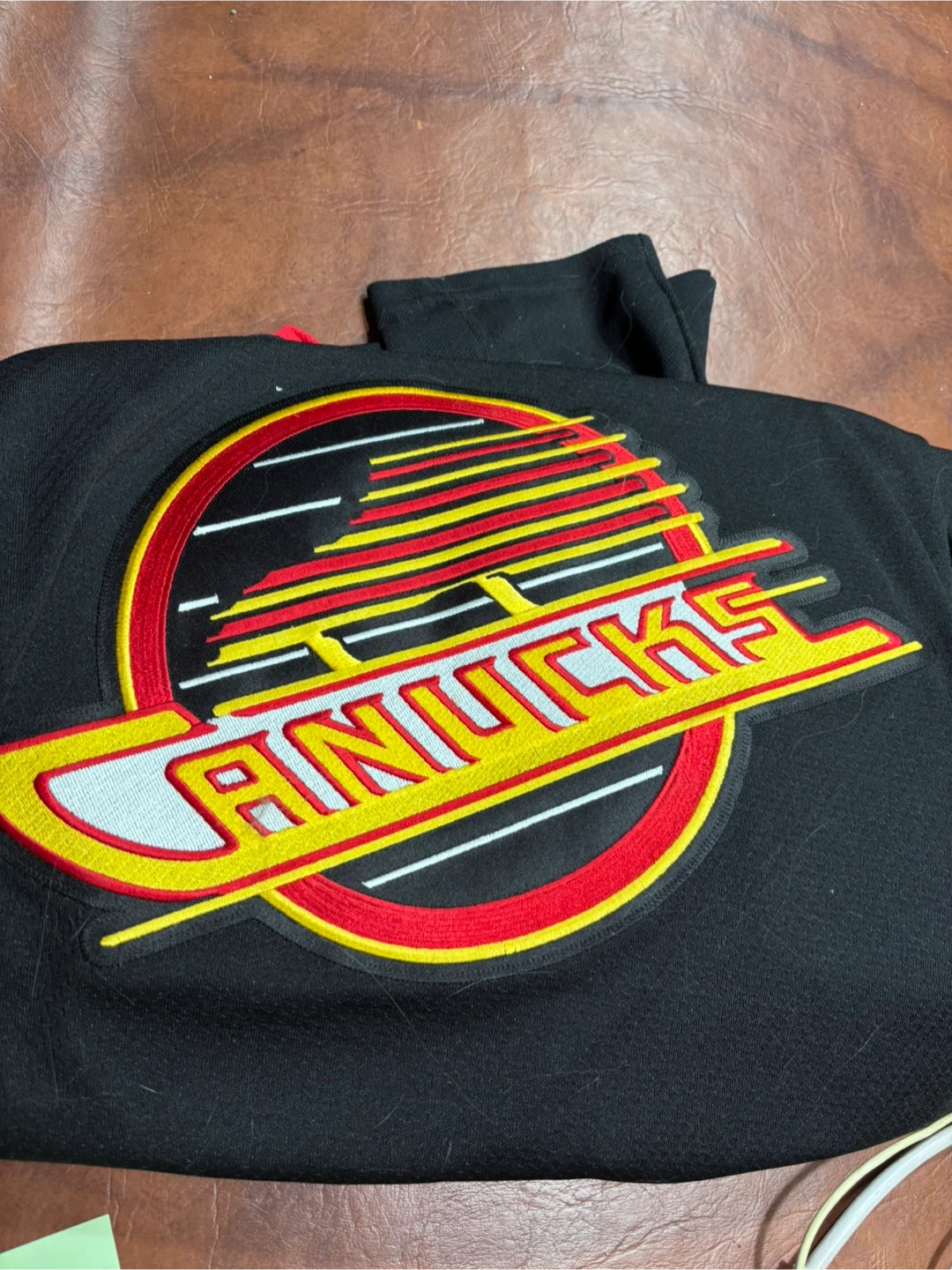 Vancouver Canucks Jersey - photo 2