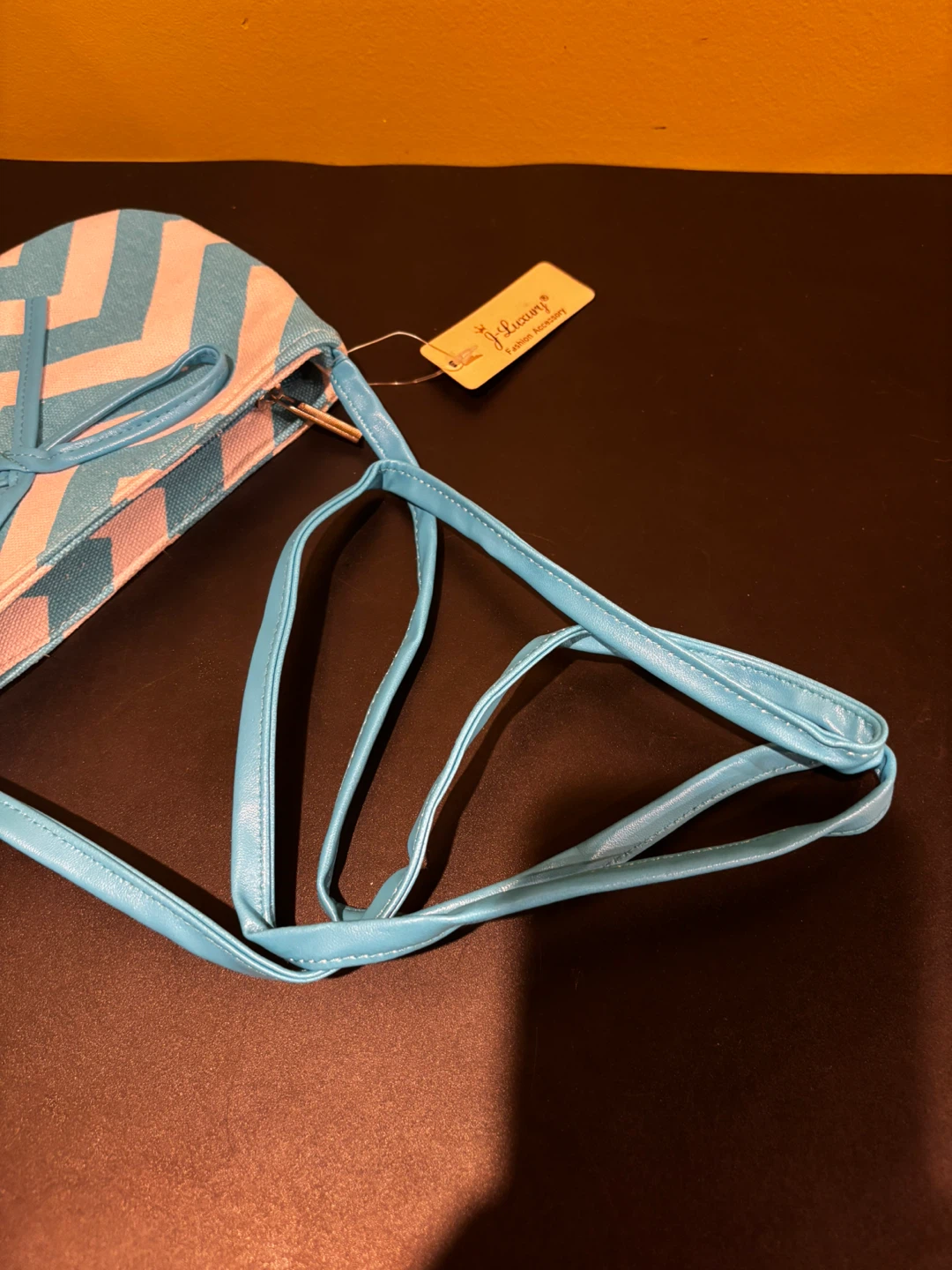 J-Luxury chevron pattern blue and white handbag - photo 5