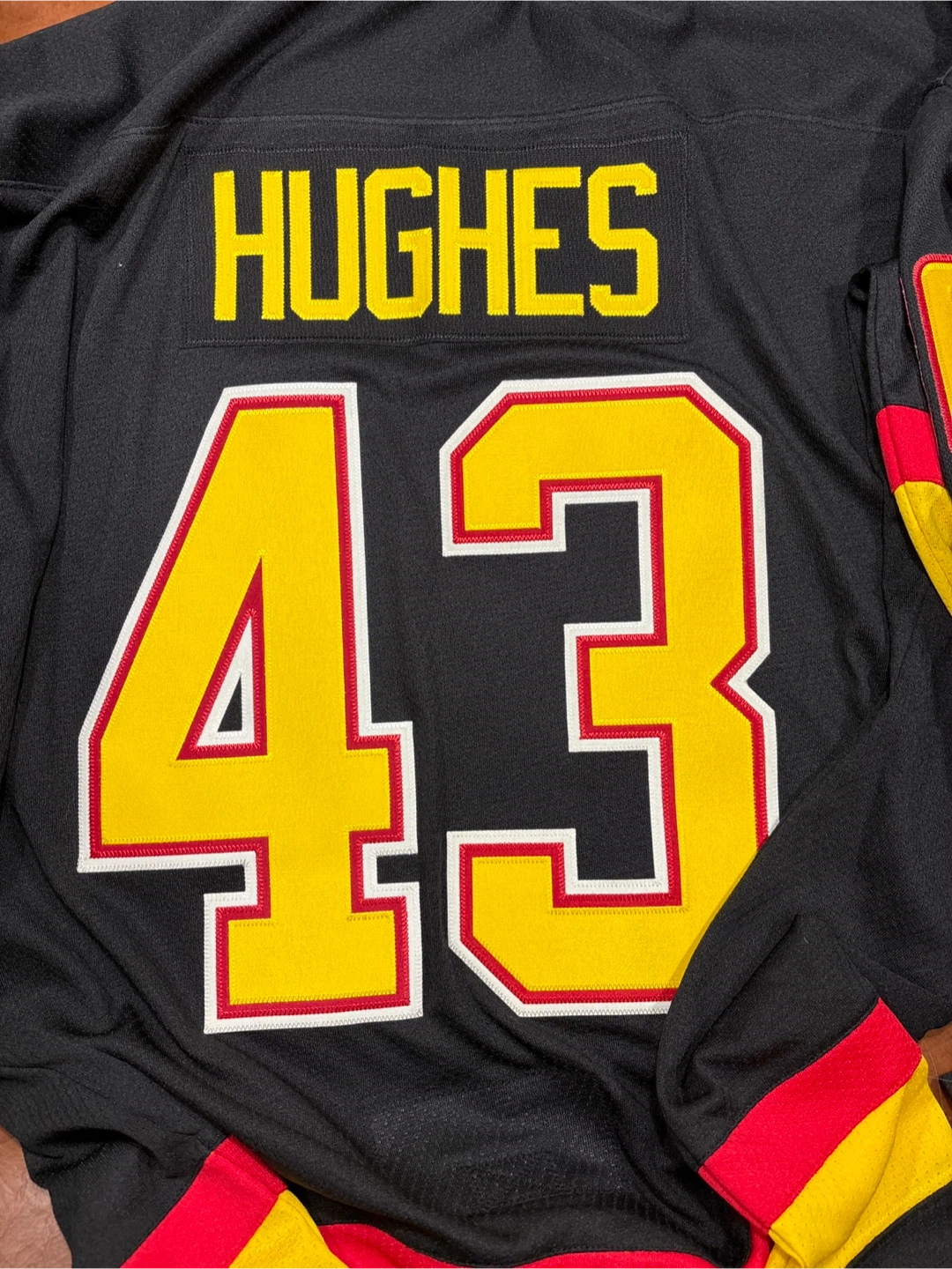 Vancouver Canucks Jersey - photo 3
