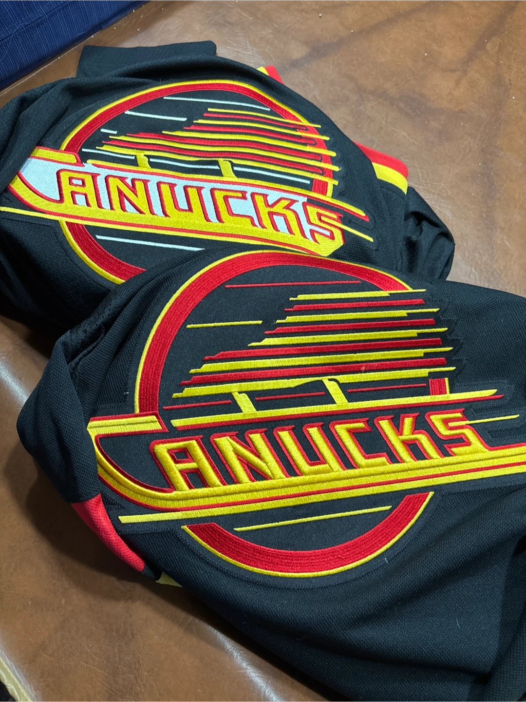 Vancouver Canucks Jersey - photo 4