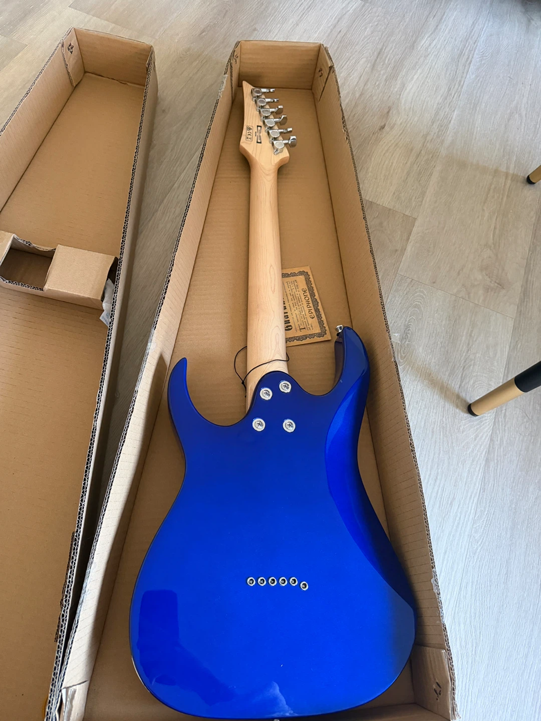 Ibanez GIO Electric Guitar with Marshall MG10 Amplifier - photo 3