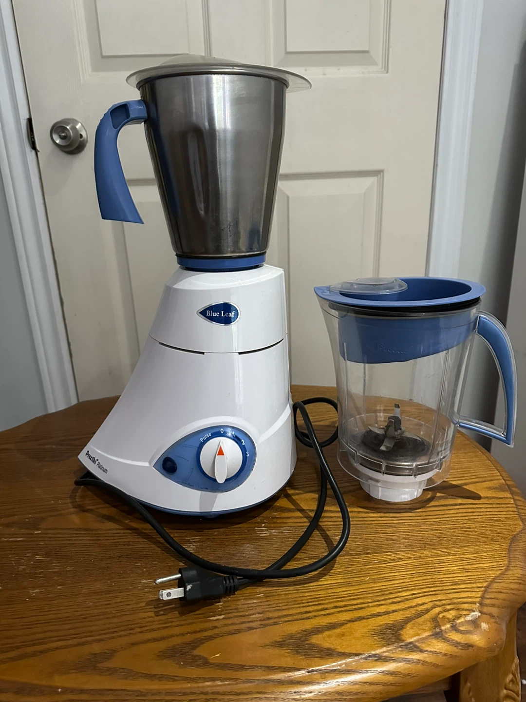 Preethi Blue Leaf Platinum Mixer Grinder
